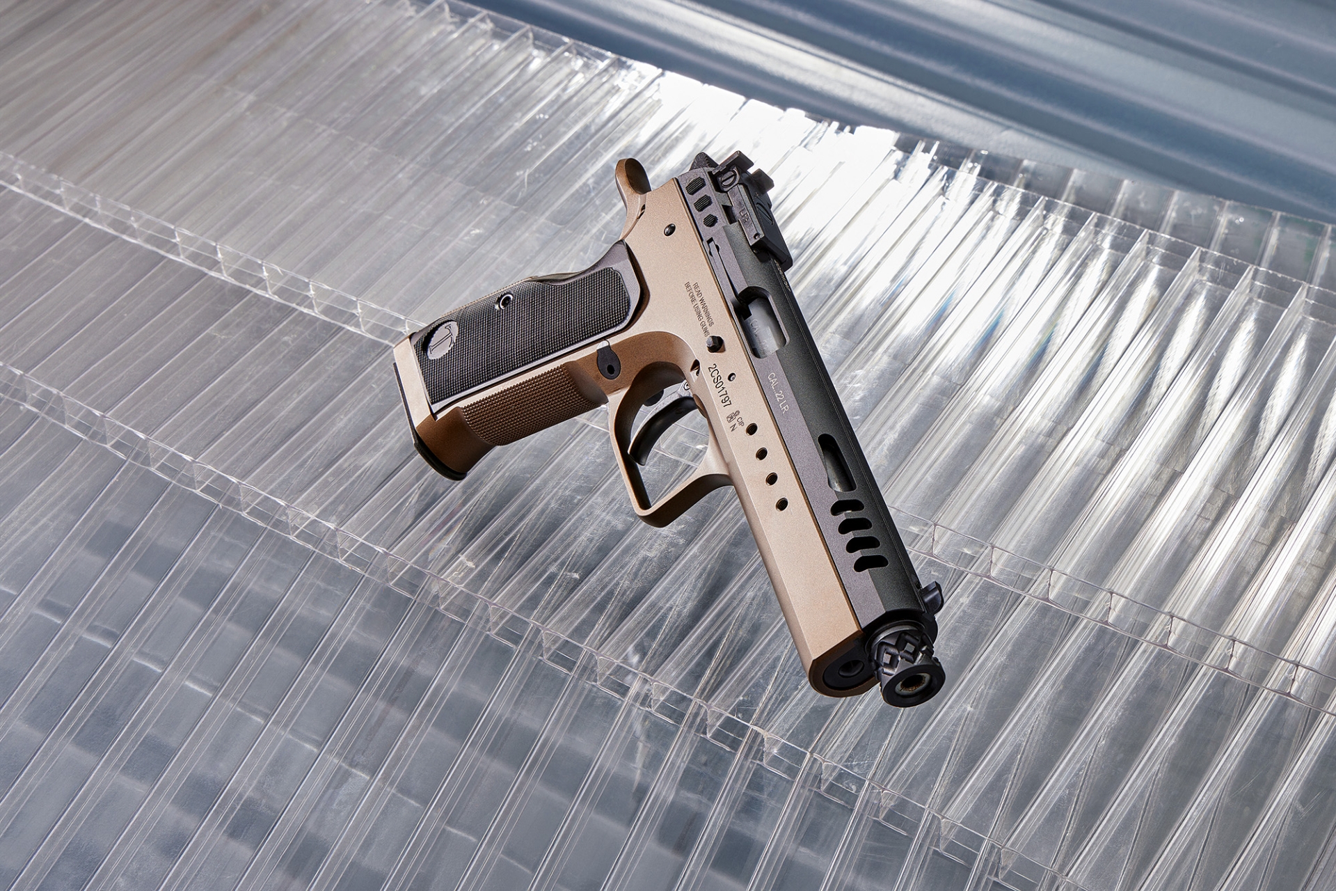 waimex: Tanfoglio Force 22 L Limited 5.7: Sportliche Kleinkaliber-Pistole mit Stahlgriffstück im Praxistest waimex: Tanfoglio Force 22 L Limited 5.7: Sportliche Kleinkaliber-Pistole mit Stahlgriffstück im Praxistest