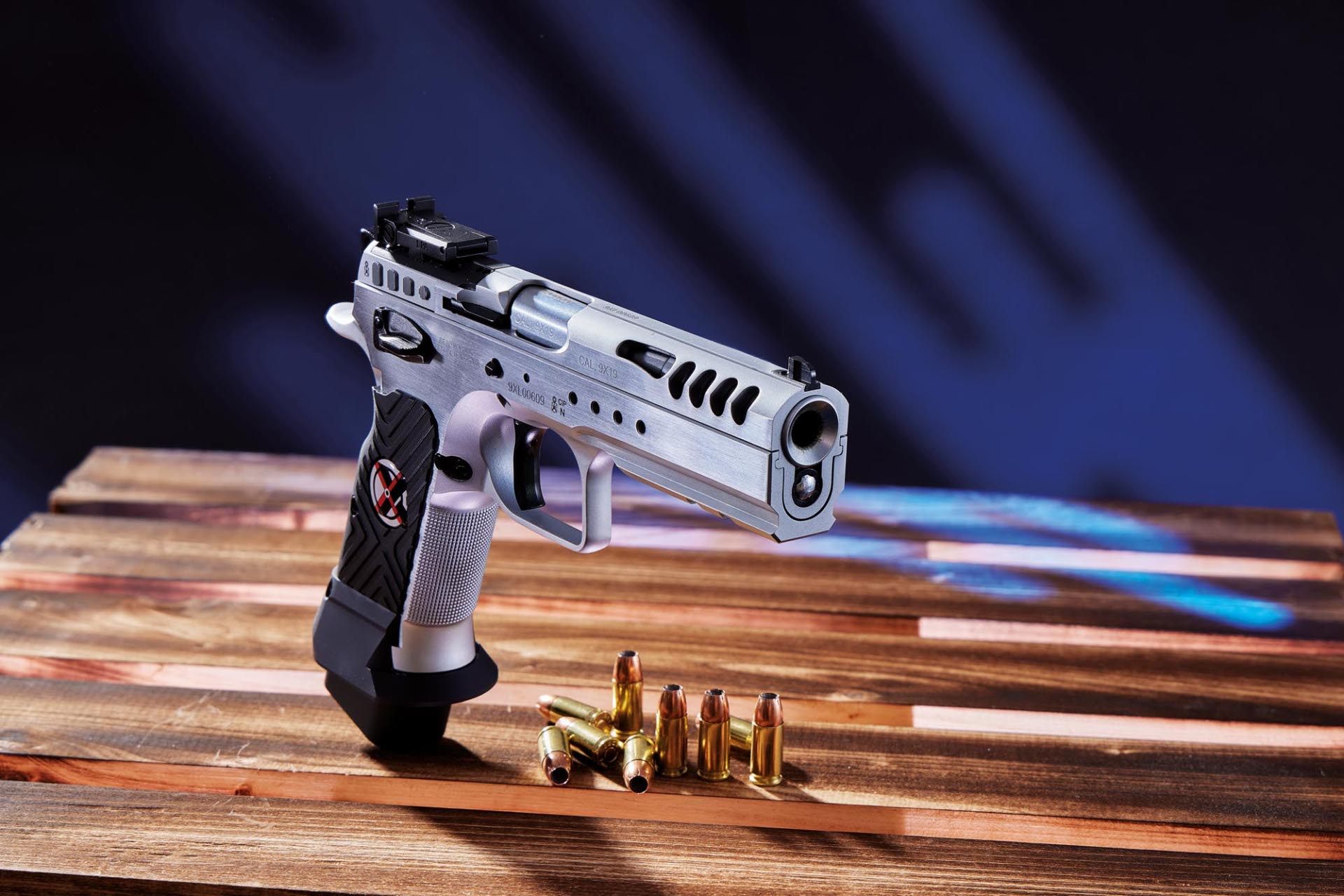 waimex: Tanfoglio T97L Limited Master OR Xtreme: Eine neue IPSC-Klasse, dazu die passende Wettkampfpistole aus Italien waimex: Tanfoglio T97L Limited Master OR Xtreme: Eine neue IPSC-Klasse, dazu die passende Wettkampfpistole aus Italien