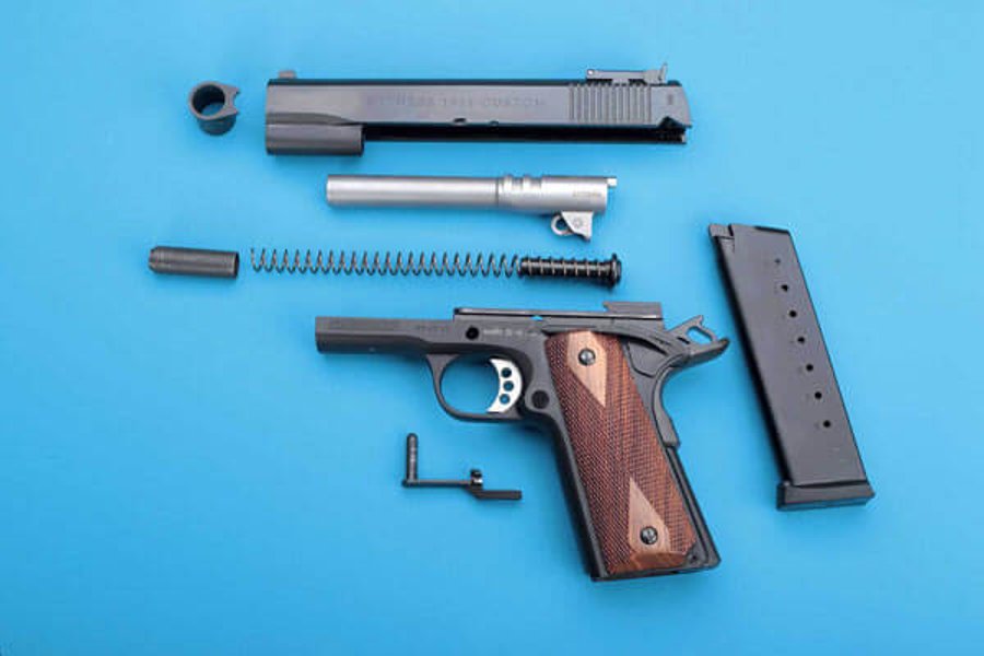 Test Sport: Tanfoglio Witness 1911 Sport Die Waffe zerlegt in ihre Einzelteile