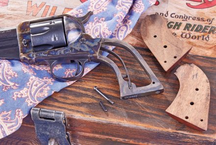 Uberti 1875 Remington Outlaw: Single-Action-Revolver in .45 Colt im Praxistest Uberti 1875 Remington Outlaw: Single-Action-Revolver in .45 Colt im Praxistest