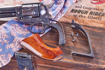 Uberti 1875 Remington Outlaw: Single-Action-Revolver in .45 Colt im Praxistest Uberti 1875 Remington Outlaw: Single-Action-Revolver in .45 Colt im Praxistest