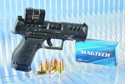 Drei Walther PDP Steel Frame Kaliber 9 mm Luger im Test: Was können die SF Compact, Full Size und Match? Walther PDP SF Compact komplett von rechts.
