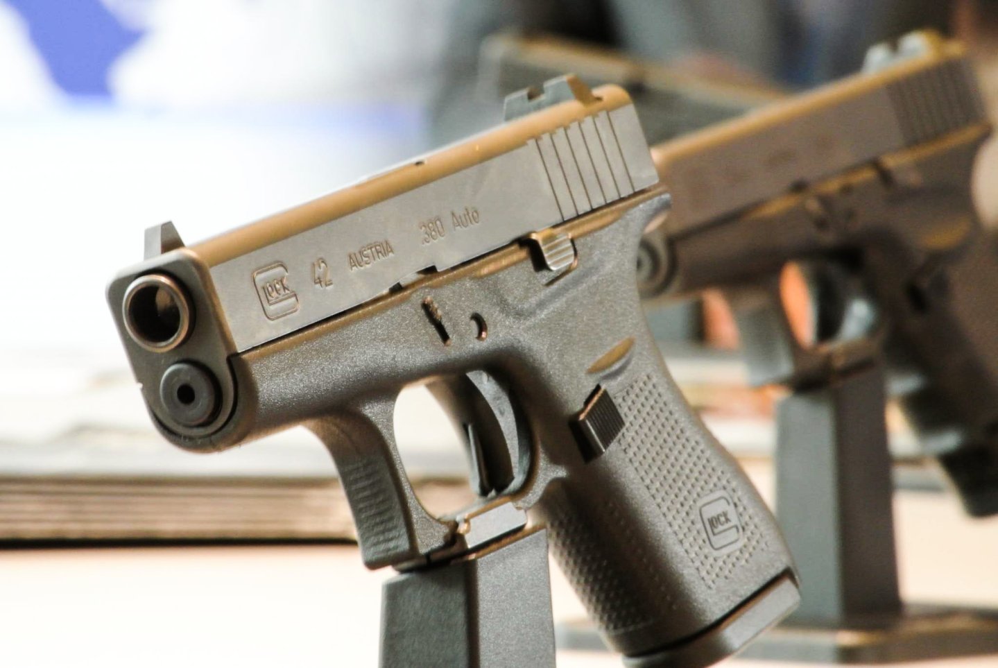 GLOCK 41 und GLOCK 42 als Dienstwaffen GLOCK 41 und GLOCK 42 als Dienstwaffen