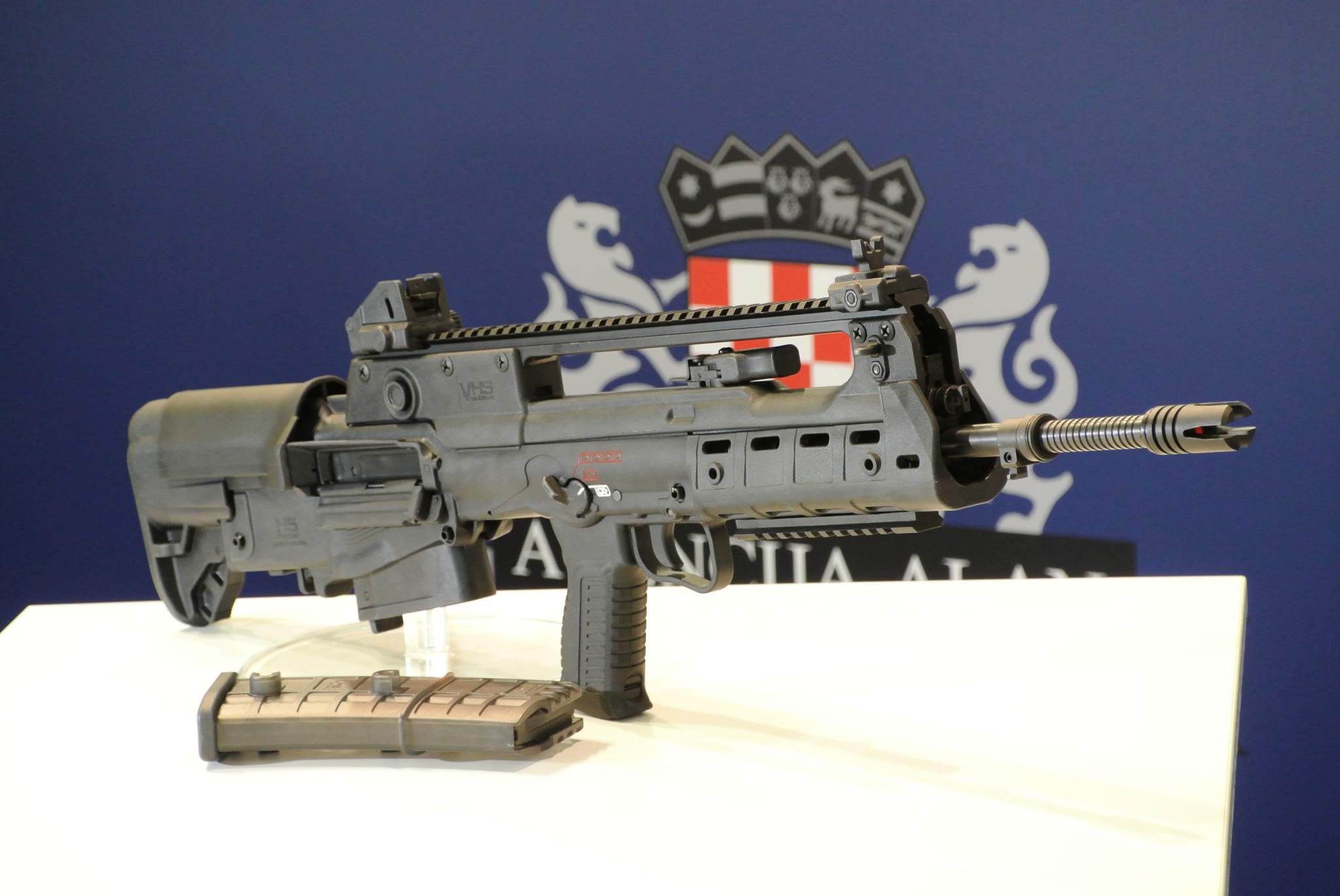 heckler-und-koch: HS PRODUKT: Bullpup-Sturmgewehr VHS-2