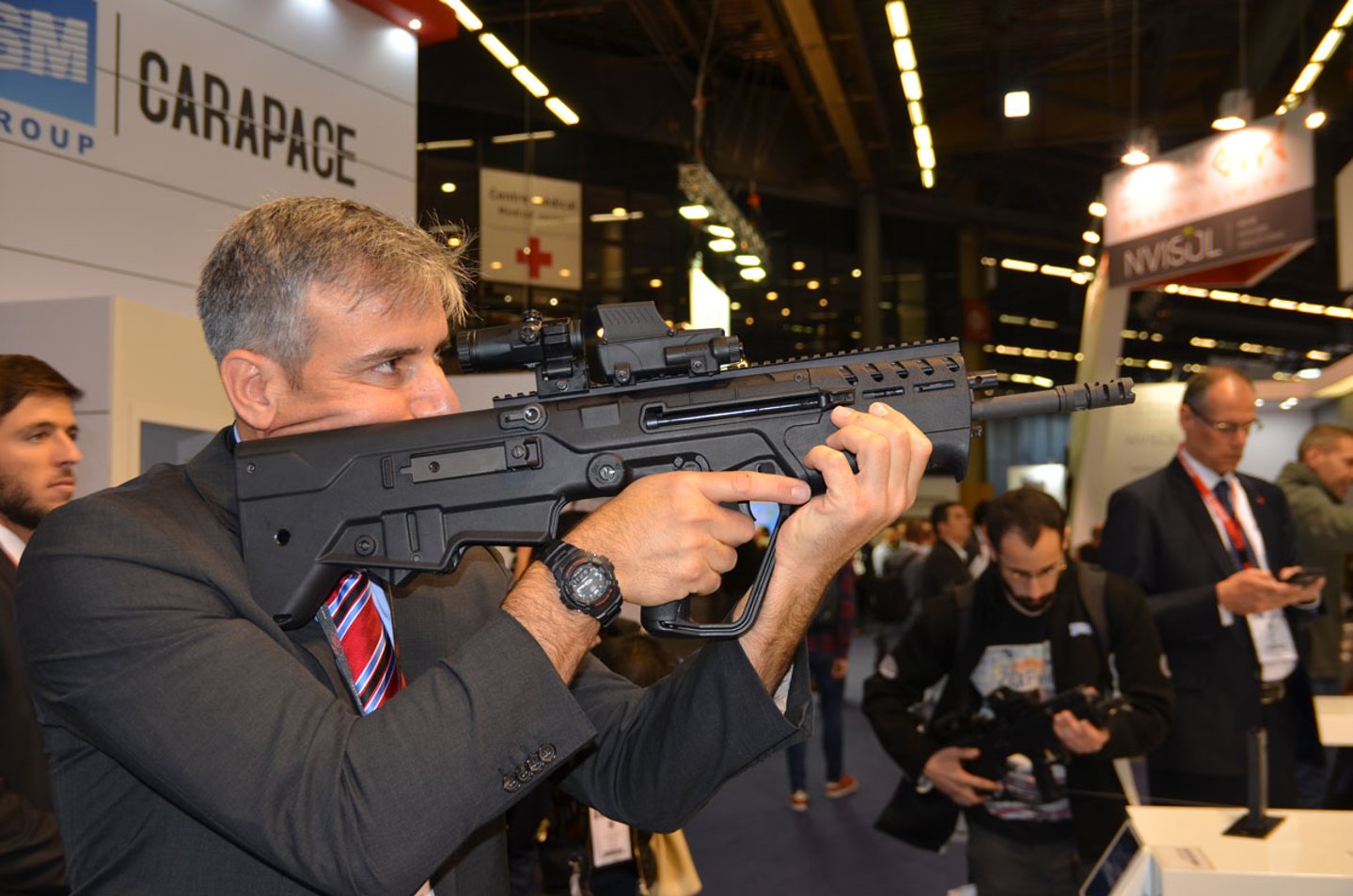 Neuheiten der MILIPOL 2017 in Paris IWIW Tavor 7 Sturmgewehr