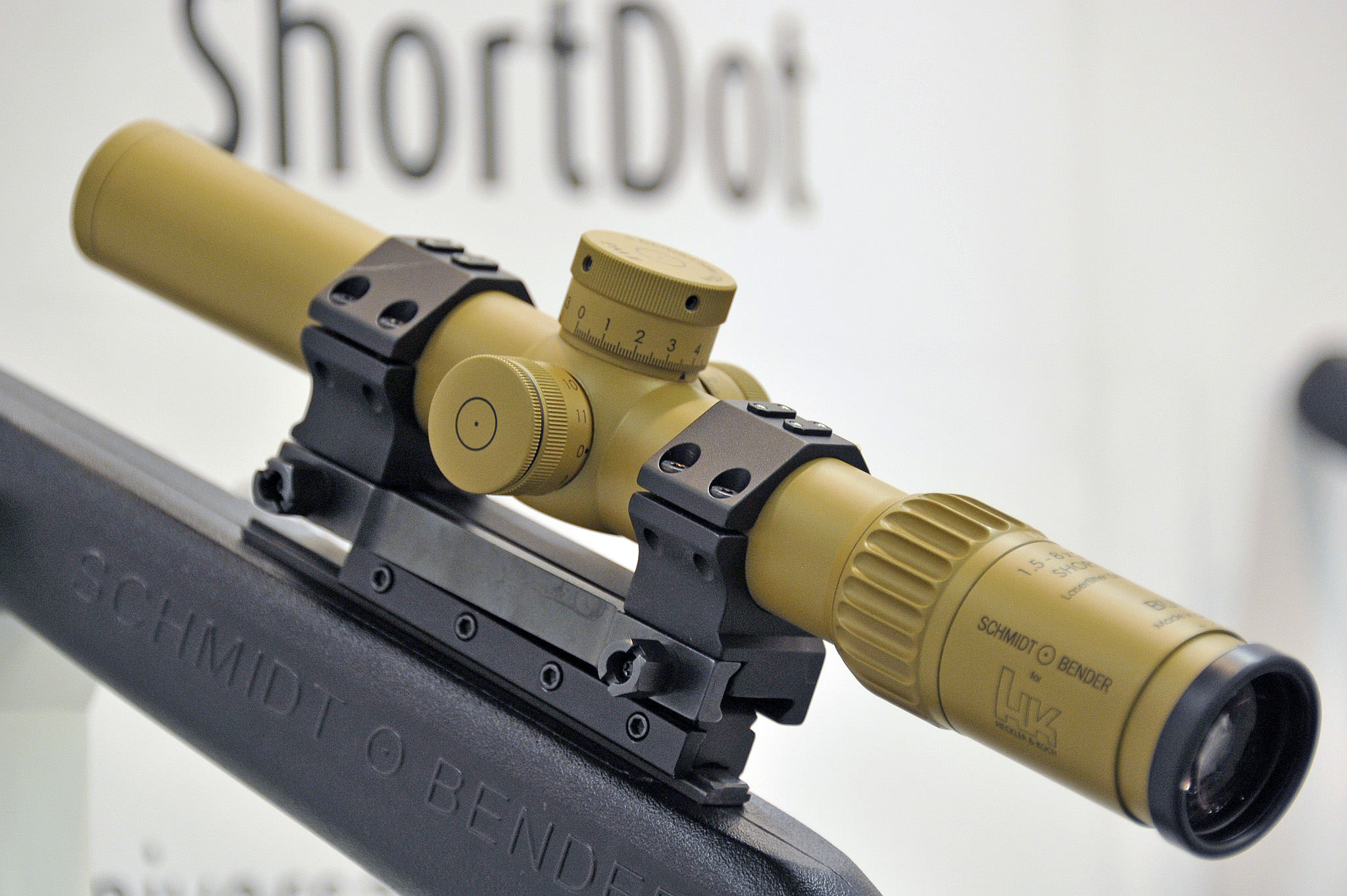 schmidt-und-bender: Neuheiten 2015 – behördlich und zivil