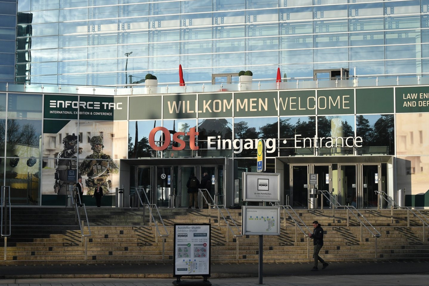 Eingang der Enforce Tac in Nürnberg.