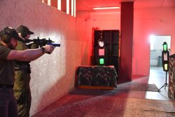 Test: GunSHOT BOX – Schussgeräusche für das realistische Training professioneller Waffenanwender Moment unseres Tests der GunSHOT BOX.
