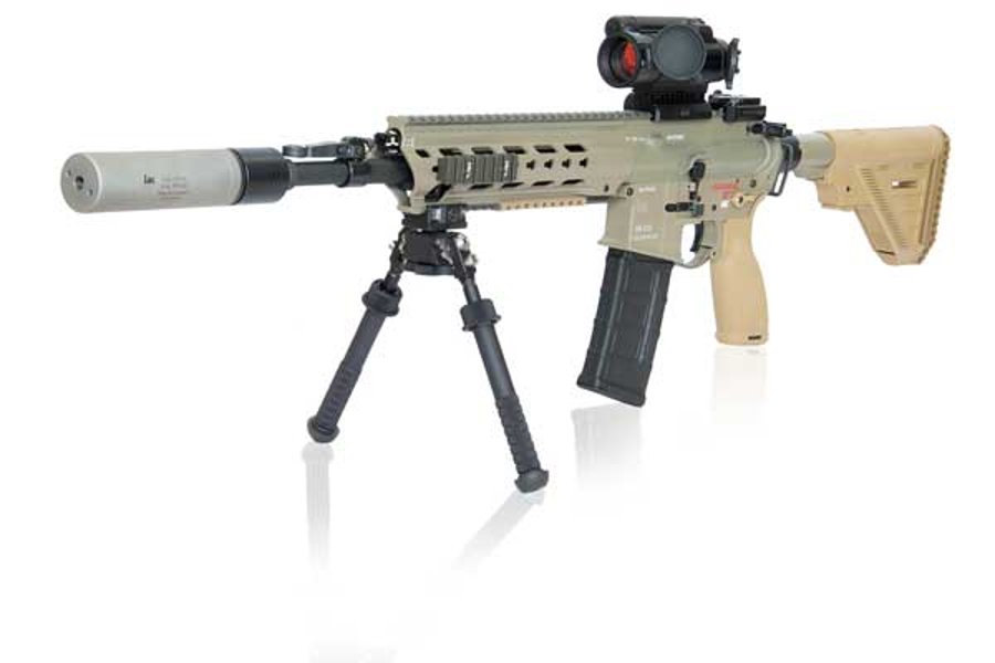 KSK wählt HK 416 A7 als neues Sturmgewehr HK416 A7 mit Schalldämpfer und Red-Dot