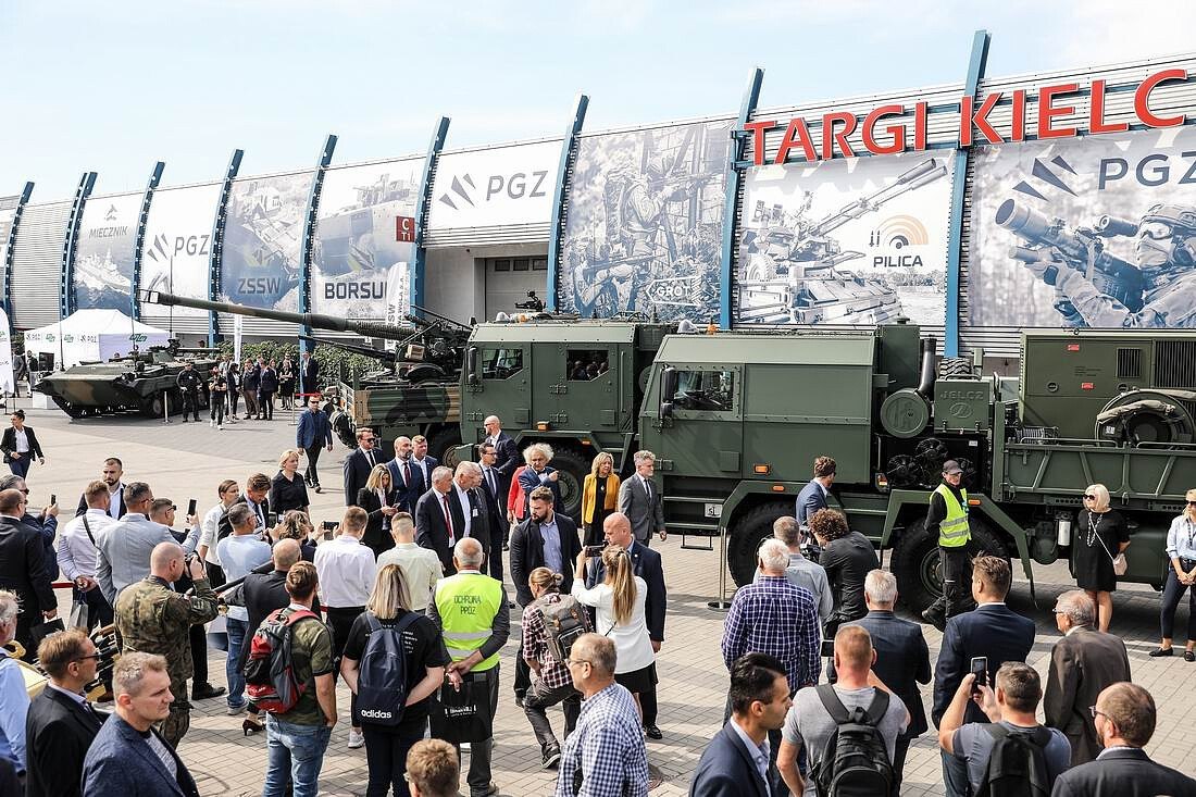 Event: Die MSPO, die größte Militärfachmesse in Mittel- und Osteuropa findet vom 3. bis 6.9.2024 im polnischen Kielce statt − im Anschluss gibt es einen Tag der offenen Tür Event: Die MSPO, die größte Militärfachmesse in Mittel- und Osteuropa findet vom 3. bis 6.9.2024 im polnischen Kielce statt − im Anschluss gibt es einen Tag der offenen Tür