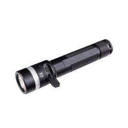 Nextorch Katalog 2026: Eine Auswahl an Taschenlampen und taktischem Zubehör im Überblick