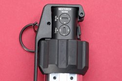 Nextorch ND30B – elektronischer Irritationskörper: Die Flashbang zum Wiederaufladen Irritationskörpers ND30B von Nextorch, oberer Teil.