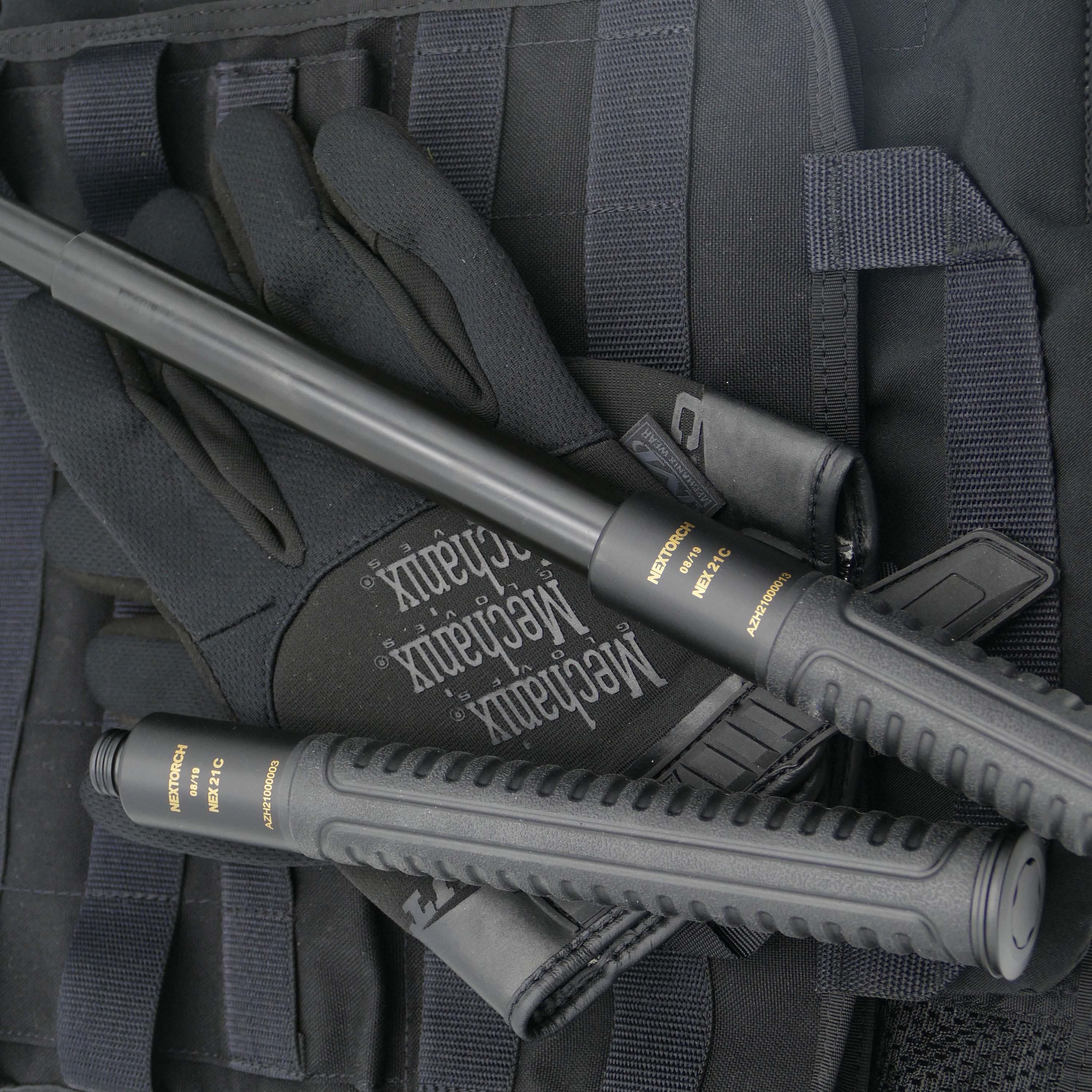 nextorch: Weltweiter Patentschutz: Die innovative Verriegelung des Schlagstocks NEX von Nextorch im Fokus