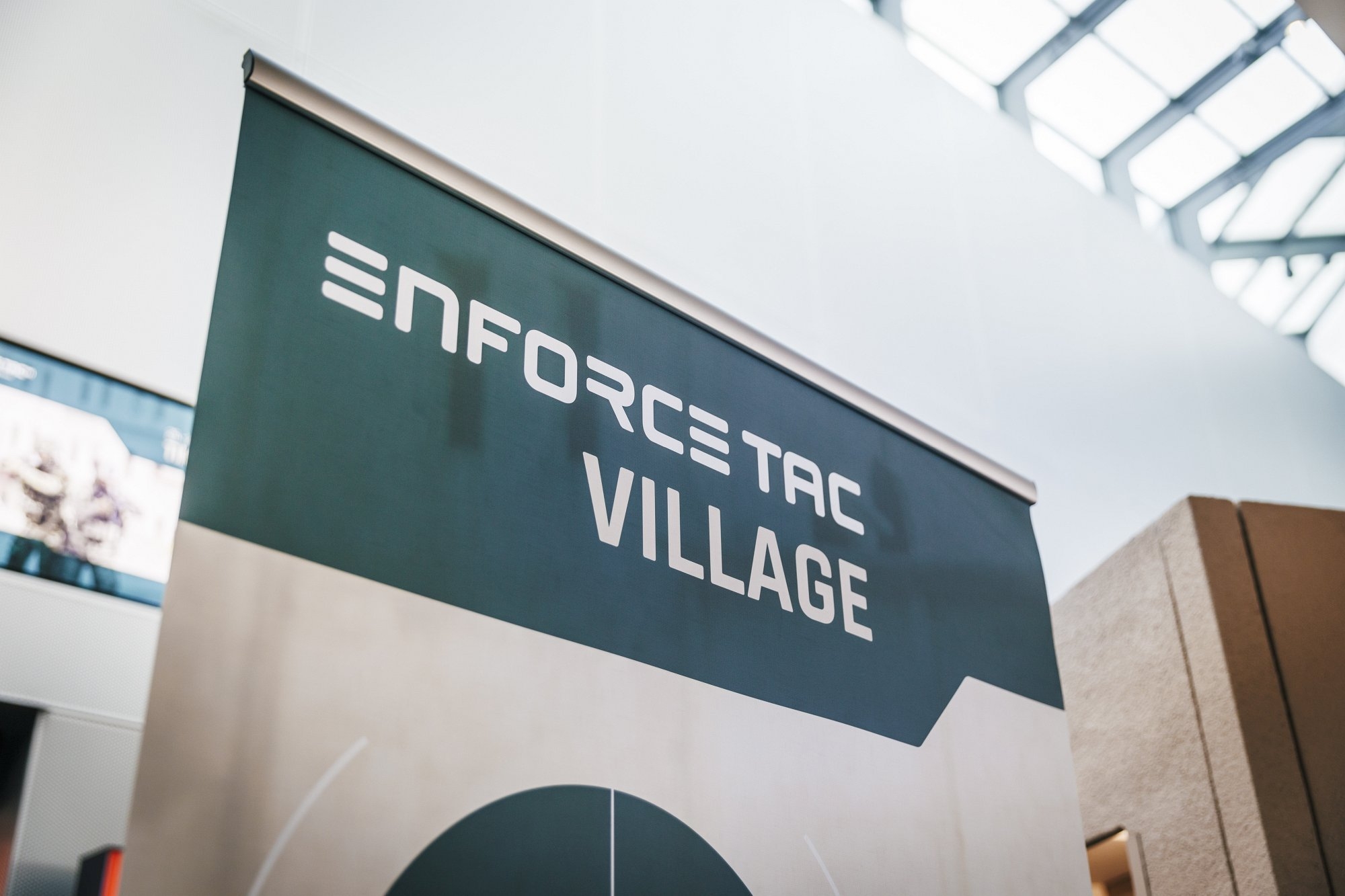 enforce-tac: "Palästina-Dorf auf der Waffenmesse in Nürnberg" – was ist dran an den Vorwürfen gegen die Fachmesse Enforce Tac 2024? Das Team von all4shooters.com klärt auf!