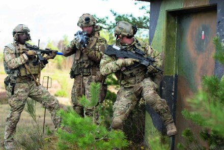 Ukrainische Operators bei einer Übung.