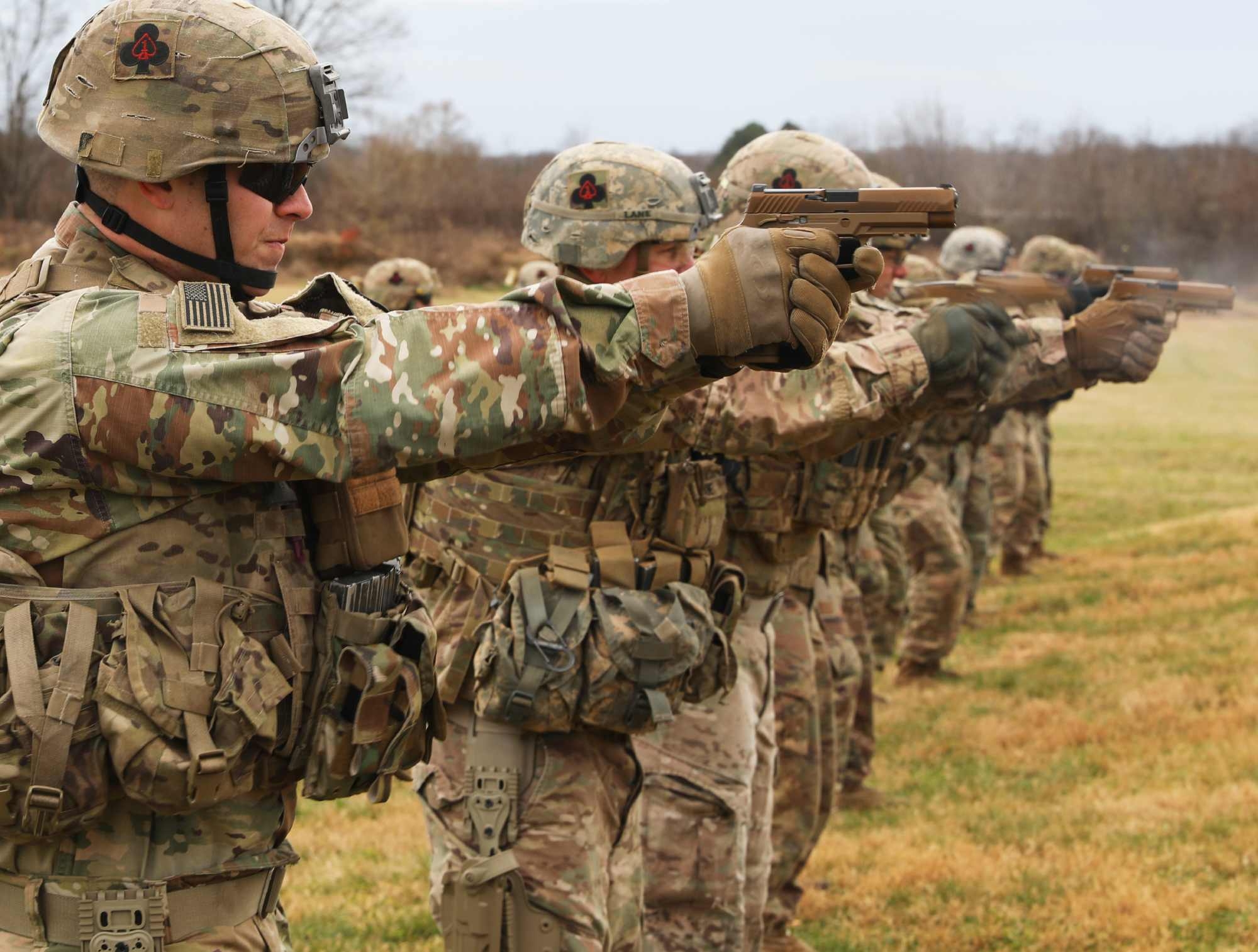 sig-sauer: SIG Sauer P320-M18: Bestnoten beim Lot Acceptance Test