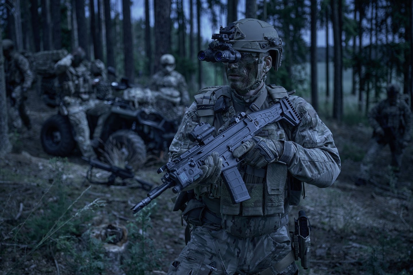 Zusammenarbeit verlängert: Neues Rahmenabkommen zwischen CZ und tschechischem Verteidigungsministerium Soldat mit CZ BREN 2.