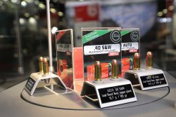 GECO Neuheiten 2017: Munition für Kurzwaffen GECO Vollmantel Special Edition Verpackung mit Info-Schild