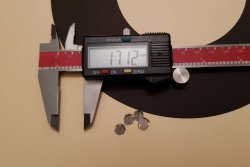 Präzisionstest: Sellier & Bellot Langwaffenmunition für den Sportbereich 17 mm Streukreis auf 300 m mit der Sellier & Bellot in .300 Winchester Magnum
