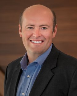 Tschechischer Investor Czechoslovak Group (CSG) erwirbt die US-Munitionssparte und mehrere andere Marken von Vista Outdoor für 1,91 Milliarden Dollar Portrait von VISTA-Sportartikelchef Jason Vanderbrink.