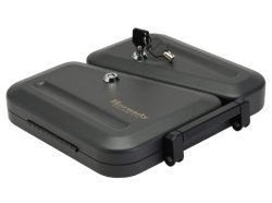 Die neuen Hornady-Produkte für das Jahr 2023, inklusive der brandneuen Präzisionspatrone 7mm PRC und mehr Die Dual-Lid Box von Hornady hat zwei abschließbare Fächer.