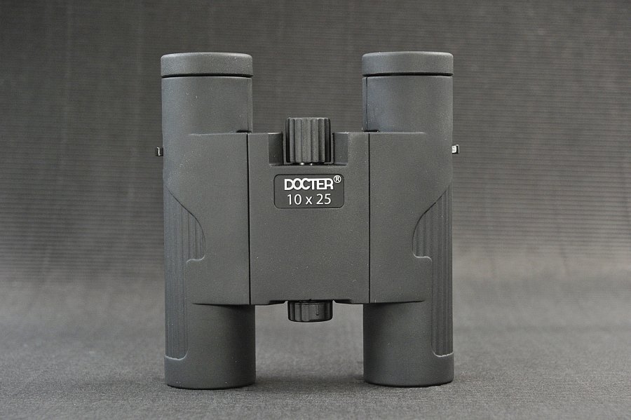 Docter Compact 10x25 binoculars Docter Compact 10x25 binoculars