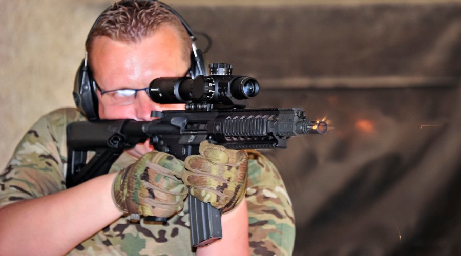MINOX ZP8 Zielfernrohr auf SIG Sauer 516