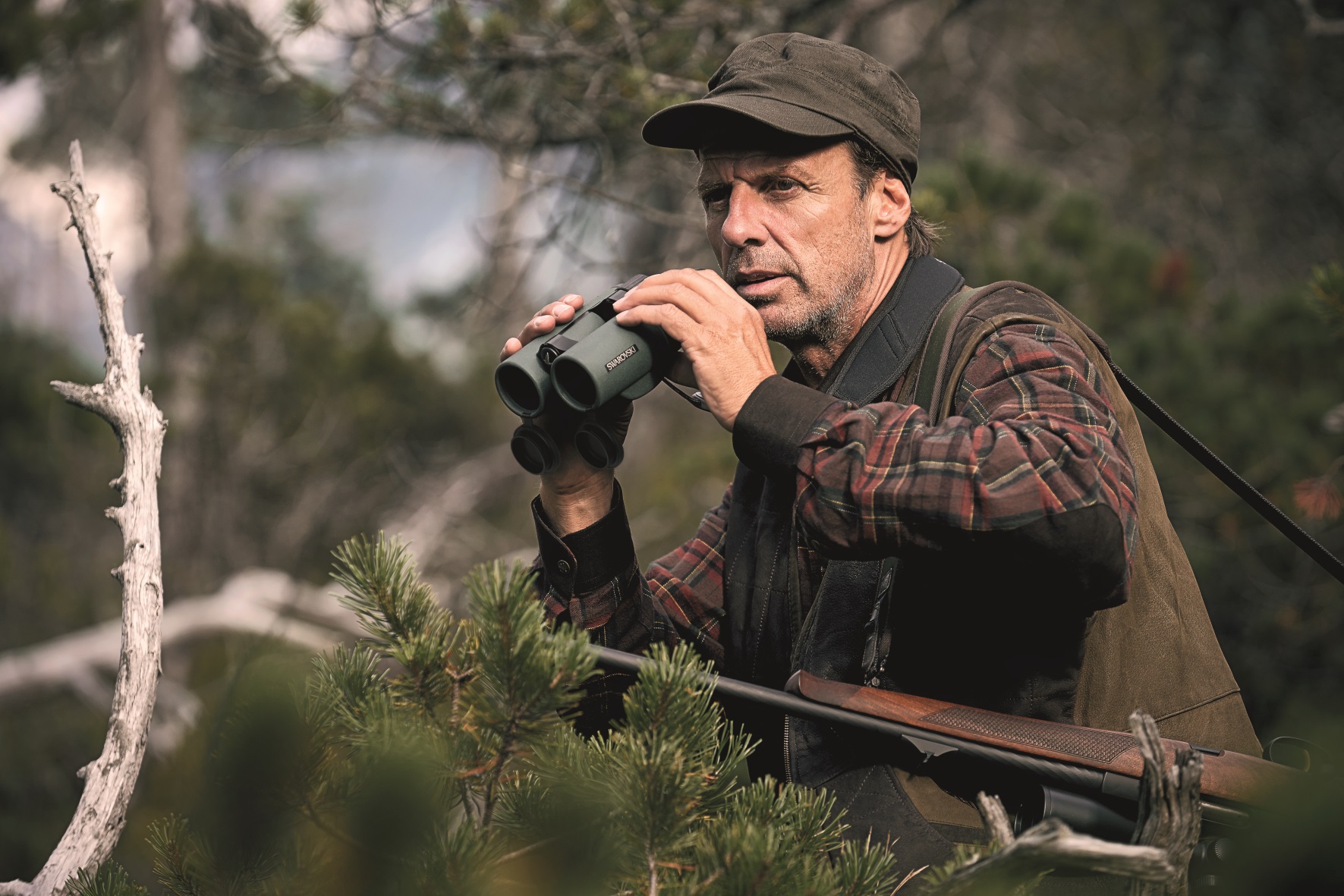 swarovski-optik: Swarovski EL Range: Fernglas mit Entfernungsmesser