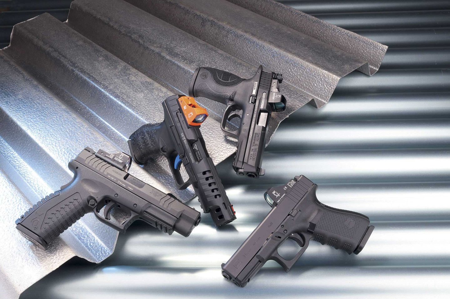 HS Produkt XDM-9 4.5 OSP, Walther Q5 Match, Smith & Wesson M & P C.O.R.E. und Glock 19 M.O.S. HS Produkt XDM-9 4.5 OSP, Walther Q5 Match, Smith & Wesson M & P C.O.R.E. und Glock 19 M.O.S.