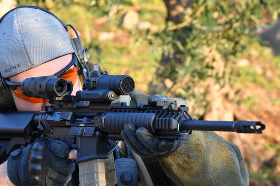 Aimpoint 3XMag-1 Das 3XMag-1 auf der Waffe