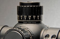Test: Hensoldt 3.5-26x56 FF Zielfernrohr Verstellmarken beim Hensoldt Zielfernrohr