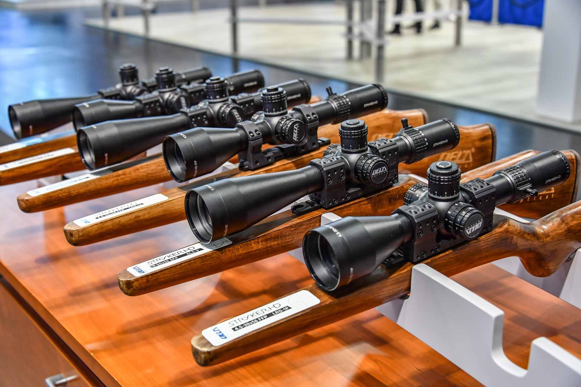 delta optical: Neu Zielfernrohre von Delta Optical zur IWA 2019:
Baureihenerweiterung bei Titanium HD und Stryker HD delta optical: Neu Zielfernrohre von Delta Optical zur IWA 2019:
Baureihenerweiterung bei Titanium HD und Stryker HD