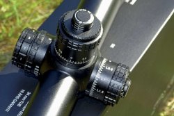 Delta Optical Stryker HD 5-50x56 im Praxistest Delta-Optical-Stryker-HD-Verstelltuerme.jpg