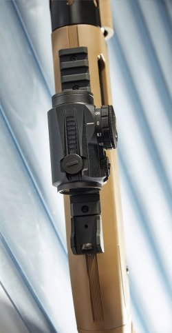 GPO Spectra Dot Rotpunktvisier: Die kompakte Reflexoptik von German Precision Optics für Jagd und Sport im Test GPO Spectra Dot Rotpunktvisier auf Benelli Nova Flinte montiert in Aufsicht