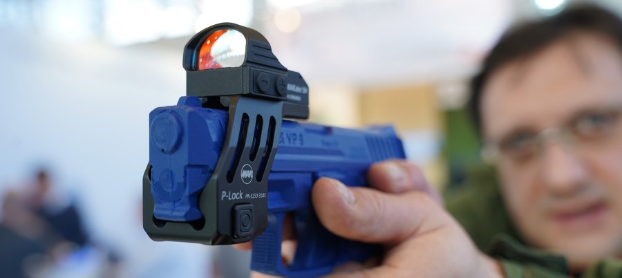 MAKatalog 2022: Der neue Katalog des Optikspezialisten MAK AG – einige unserer Highlights MAKatalog 2022: Der neue Katalog des Optikspezialisten MAK AG – einige unserer Highlights