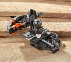 Ausprobiert: Das Spektiv Noblex 20-60x80 ED mit Smartphone-Adapter Celestron NexYZ Der Celestron NexYZ im Detail.