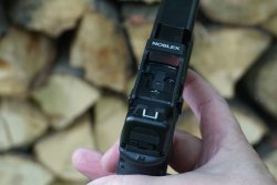 Das Noblex NV OS 1x23 erlaubt als integriertes Sight für GLOCK MOS-Pistolen eine sehr schnelle Zielauffassung Blick von hinten auf das Noblex NV OS 1x23 MRDS für GLOCK MOS.