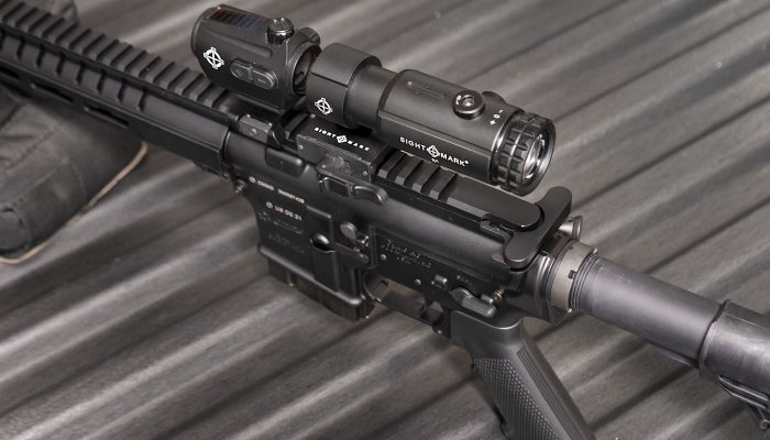 sightmark: Sightmark T-5 Magnifier mit "Flip to Side"-Montage – Red Dot mit 5-facher Vergrößerung