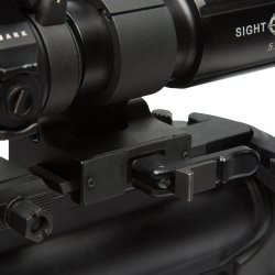 Sightmark T-5 Magnifier mit "Flip to Side"-Montage – RedDot mit 5-facher Vergrößerung Montage des Sightmark T-5.