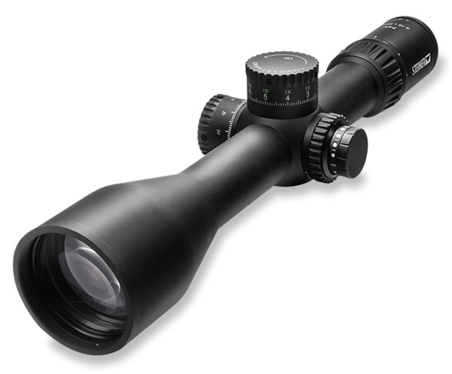 Steiner Zielfernrohr P4Xi für kurze und mittlere Distanzen. Das P4Xi 4-16x56 mm von Steiner von vorn.