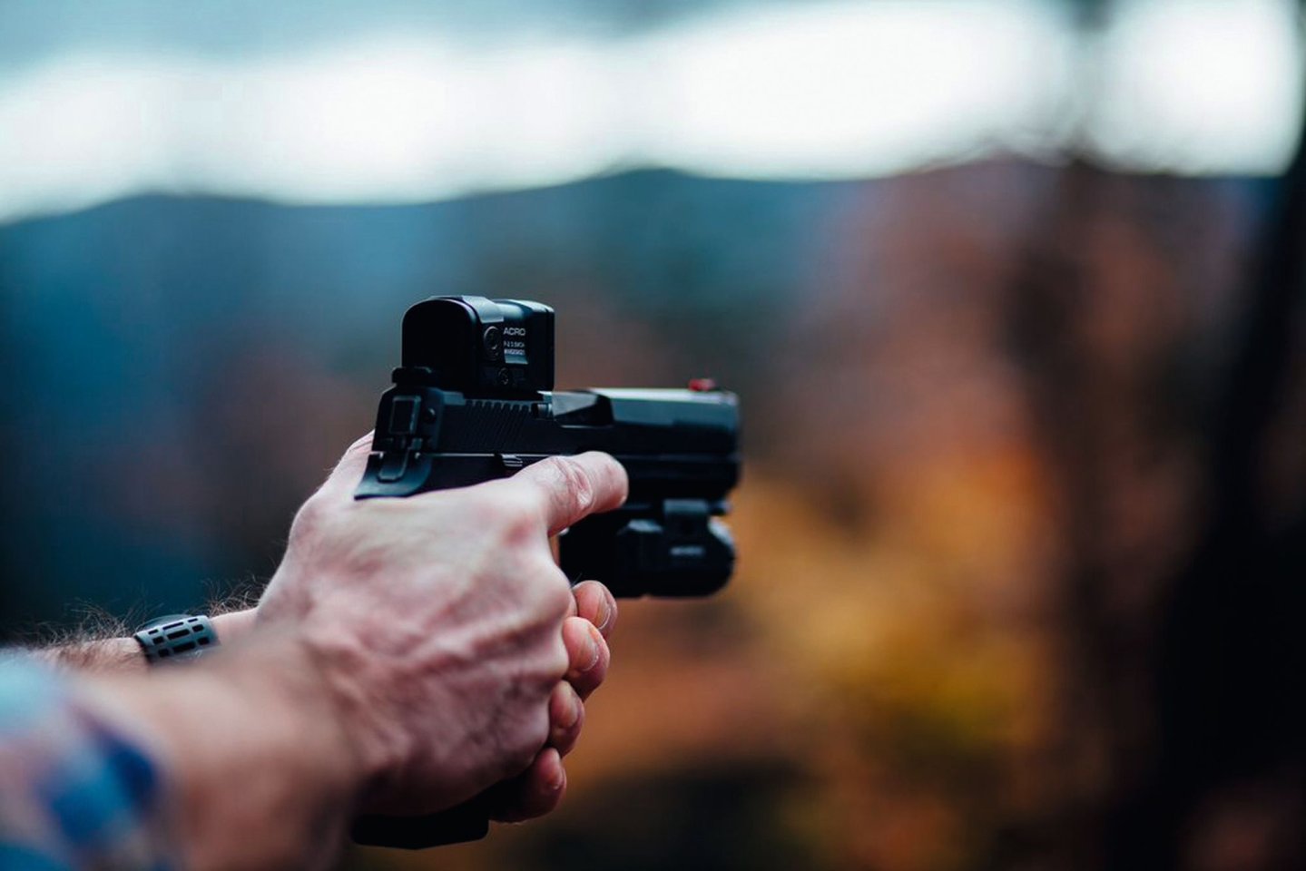 Aimpoint Acro C-2 auf Pistole montiert