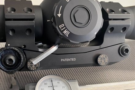 User-Test: Langzeittester Rafael Nehring über Montage und Grundeinstellung des Zero Compromise Optic ZC527 Zero Compromise Optic ZC527 Zielfernrohr fuer Long Rang und Jagd