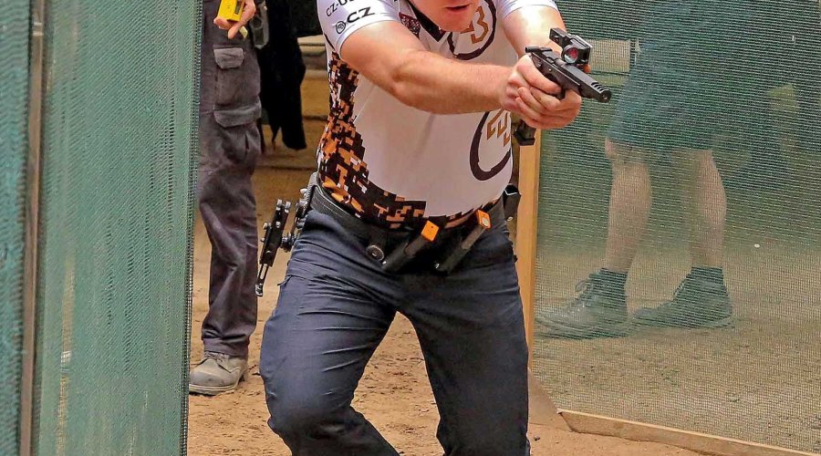 Deutsche IPSC-Meisterschaft Kurzwaffe 2016 CZ Schütze bei der DM IPSC 2016