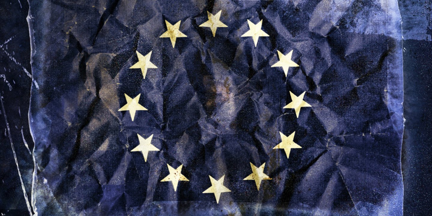 Waffenverbot der EU Fahne der EU