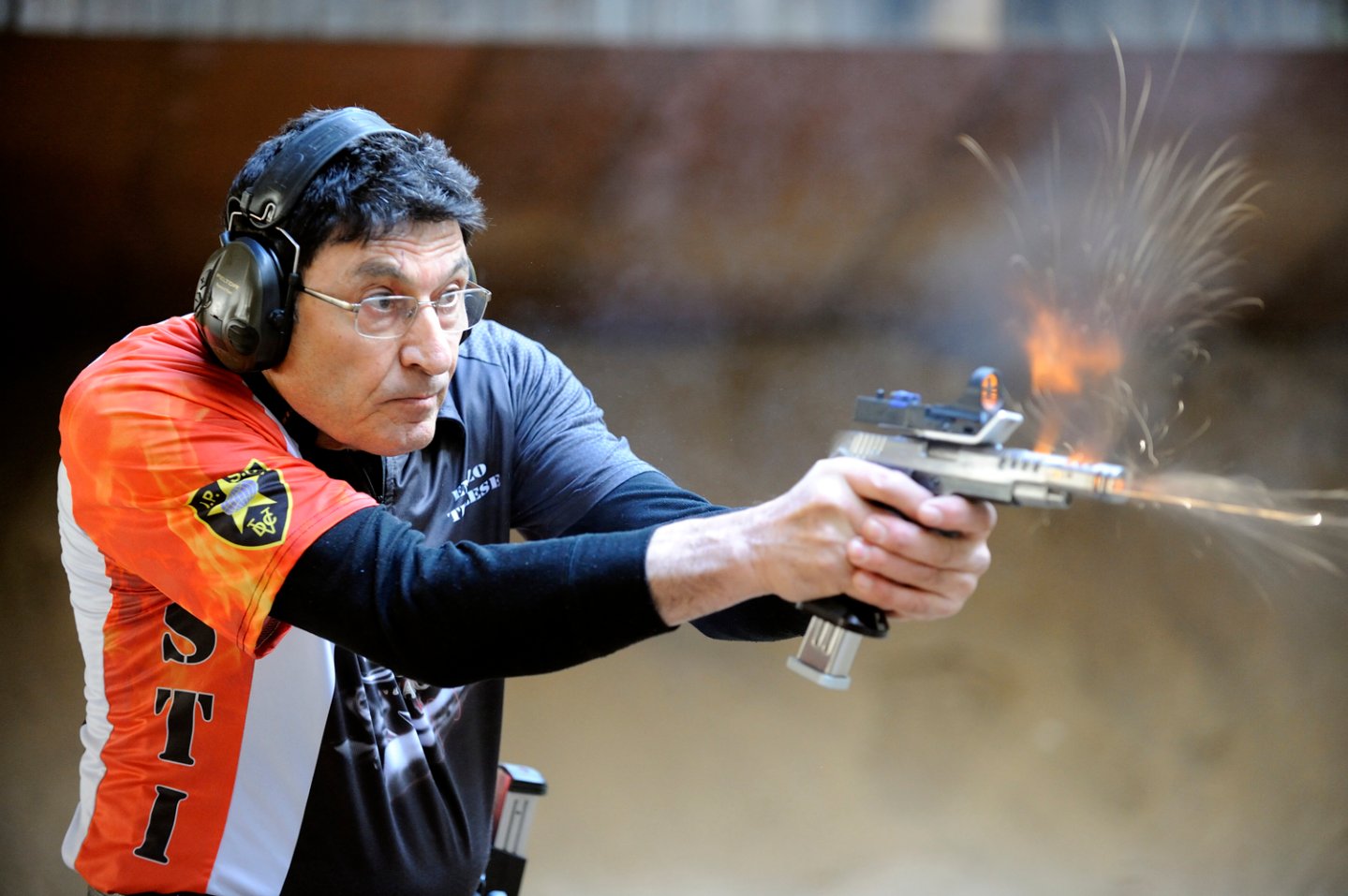 4. GECO IPSC Masters 2015 Schütze bei der 4. GECO IPSC Masters