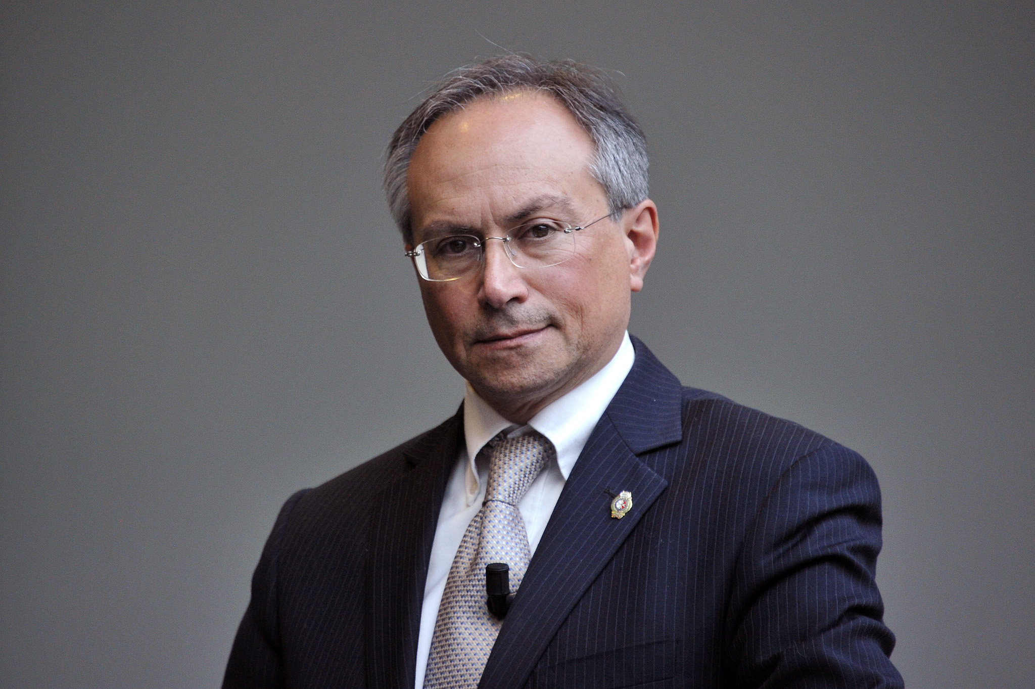 Stephen A. Petroni (FESAC) über die wichtige Rolle der Waffensammler