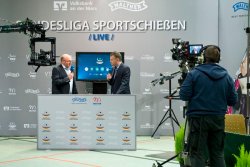 Bundesliga Luftgewehr: Live aus Kevelaer auf Sportdeutschland.TV Moderator der Liveübertragung Bundesliga Luftgewehr aus Kevelaer im Interview mit Gast