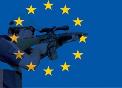 Oberland Arms "First Responder" EU-Zeichen mit Mann und Waffe im Hintergrund