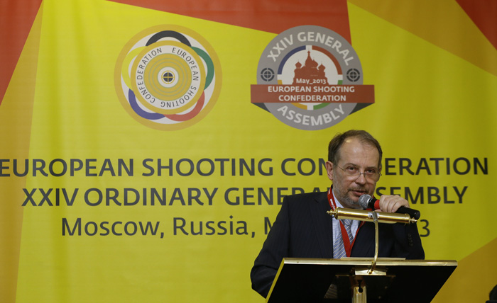 ESK-Präsident Wladimir Lisin im Amt bestätigt