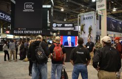 SHOT Show 2017: Fazit und Bilanz Der Amtseintritt von Donald Trump wurde auf der SHOT Show 2017 übertragen